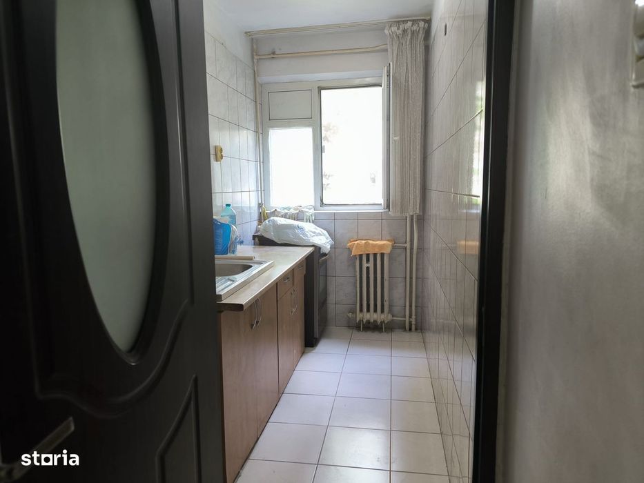 Malu Rosu(Rasnovenilor),apartament 2 camere,parter/4,de vanzare