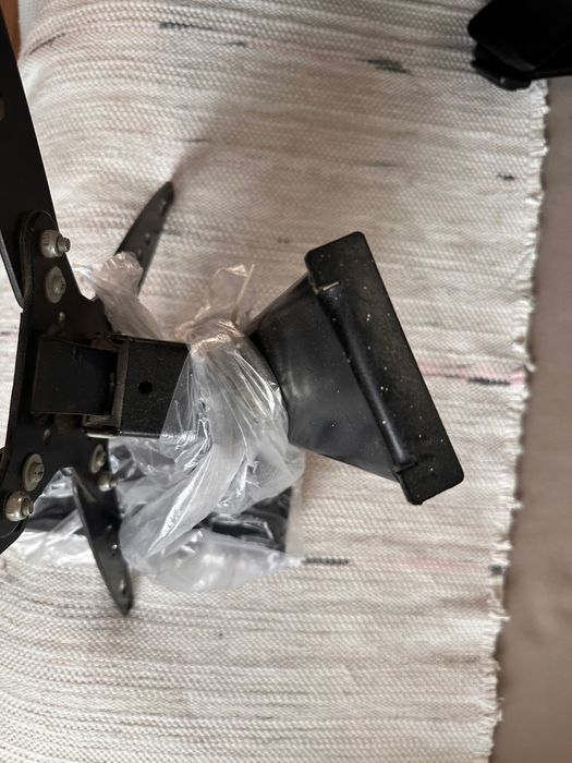 Кронштейн для телевизора