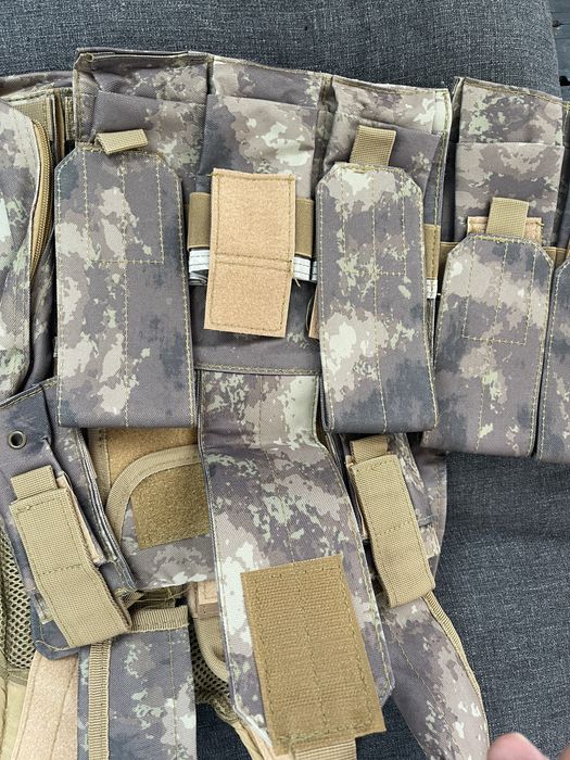 Vesta Tactica Militara cu Buzunare camo - NOU -