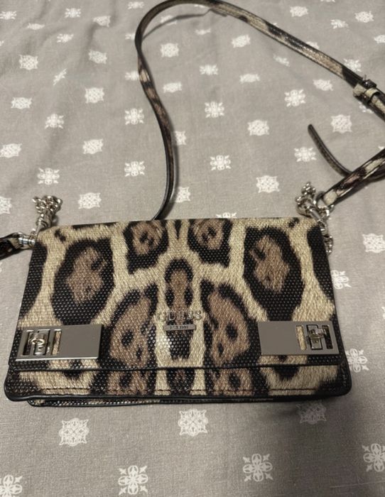 Geanta Guess print leopard