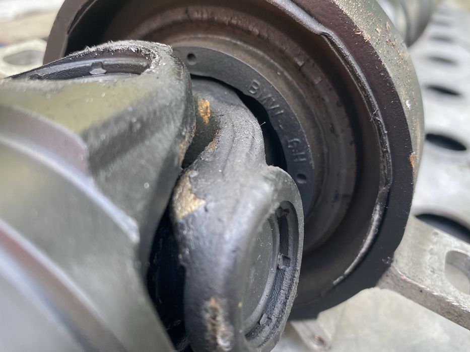 Заден кардан BMW F10