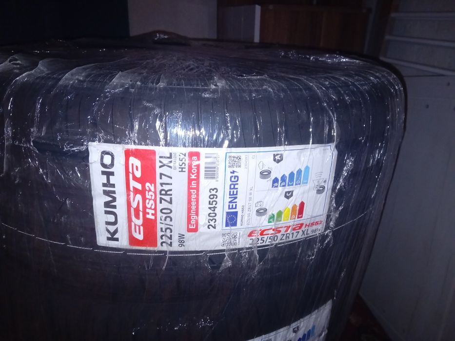 Anvelope auto  KUMHO ecsta 225/50ZR 17 XL