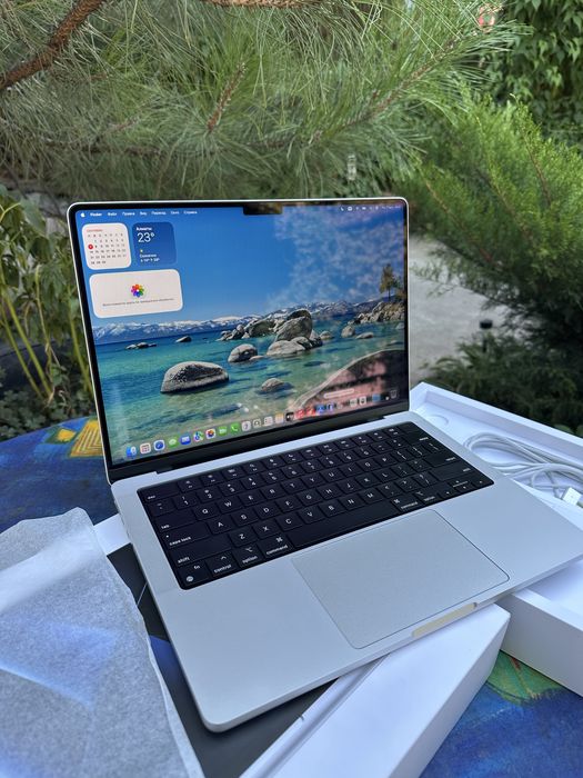 Macbook Pro 14 M2 Pro 16/512 Silver