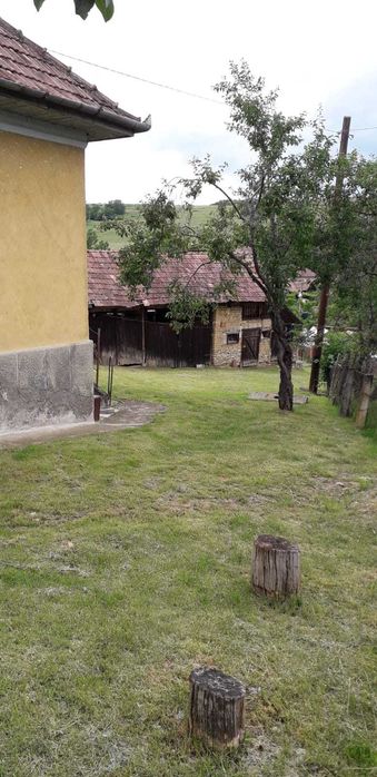 Casa de vânzare la țară