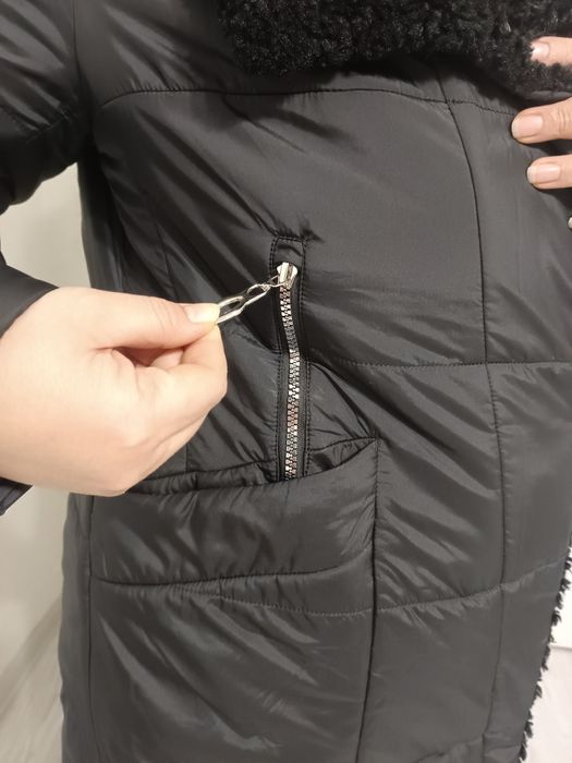 Продам отлиный зимние пальто 50 р