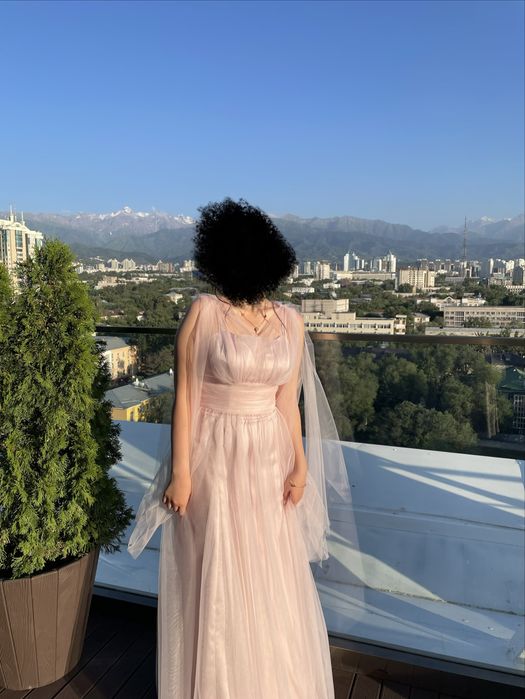 Вечернее платье