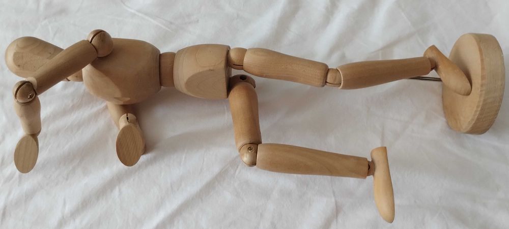 Дървен модел на човешка фигура за рисуване (манекен) 33cм.