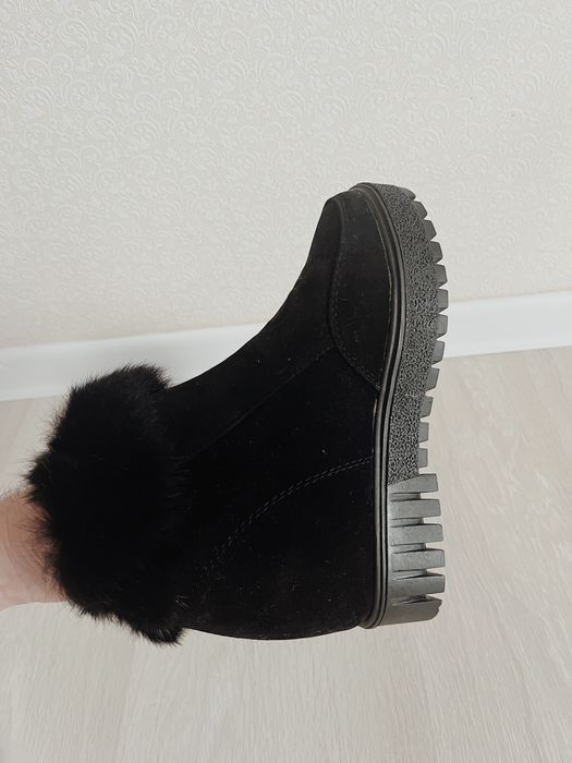 Ботинки замшевые жен.