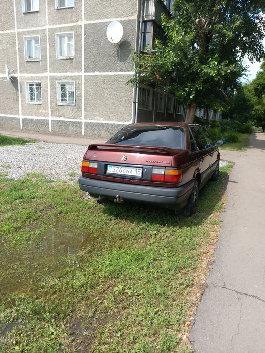 Продам Volkswagen Passat b3 1.8l