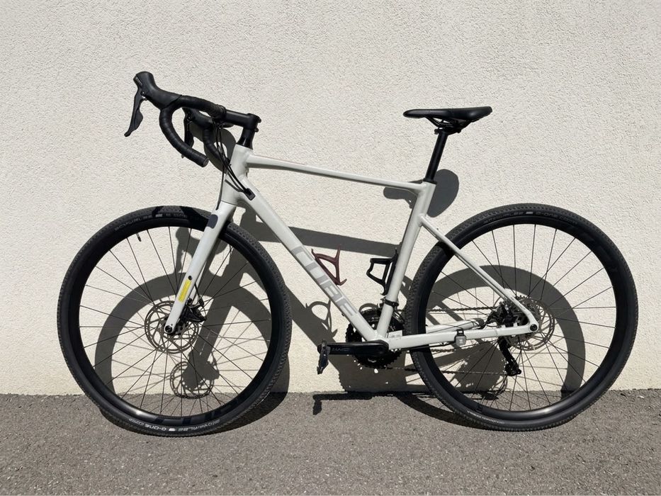 Bicicleta Gravel Cube Nuroad M 54cm