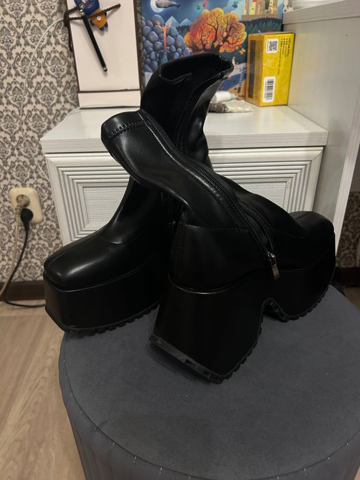 Челси на высокой платформе