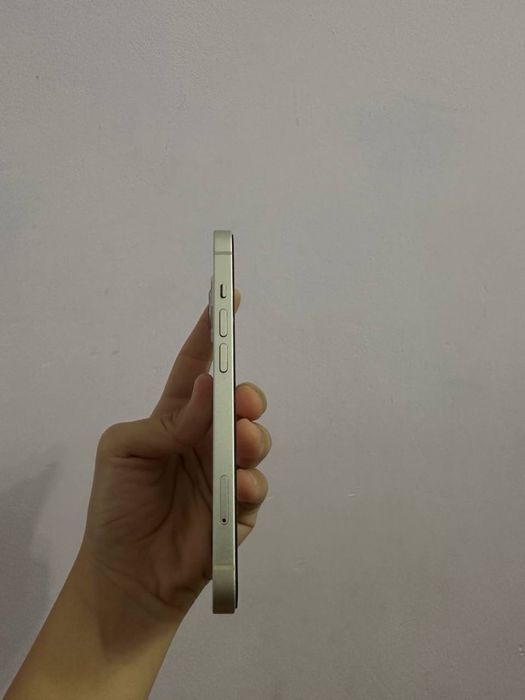 Айфон 13 сатылады