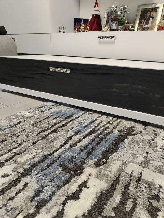 Comodă TV Staer alb-negru