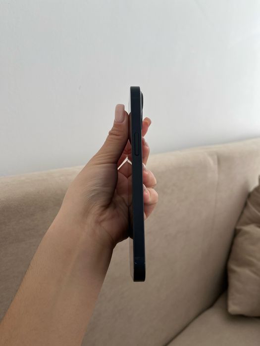 Айфон 13 в хорошем сост 83%АКБ