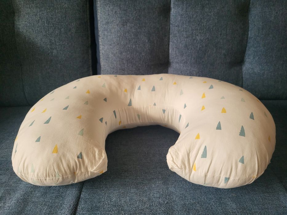 Kikkaboo възглавница за кърмене