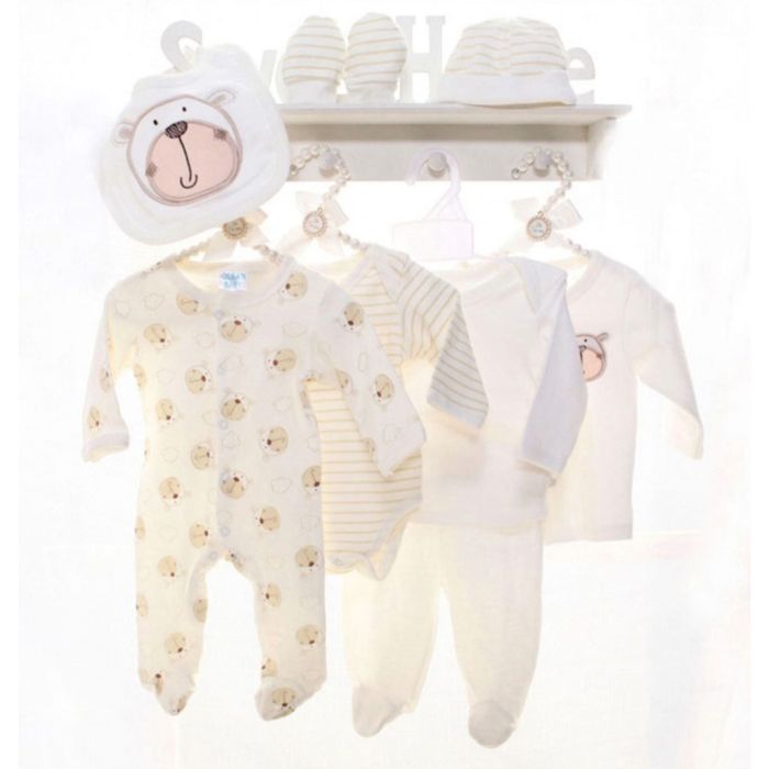 Подаръчен комплект за бебе поднесен в чанта/ органайзер