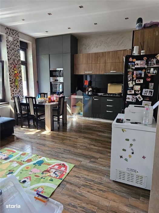 Renovat Apartament 3 cam 89mp in Casa zona Centrala