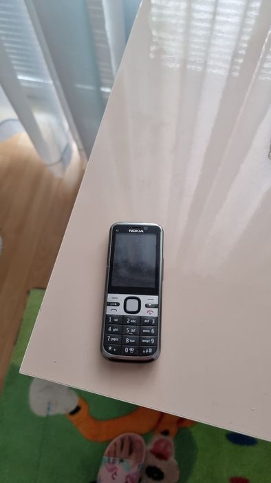 Телефон по избор