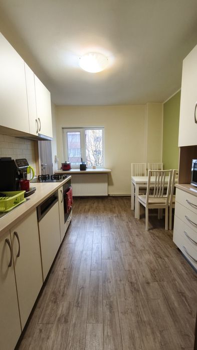 Apartament 4 camere decomandate, etaj 2, boxa, garaj - zona Steaua