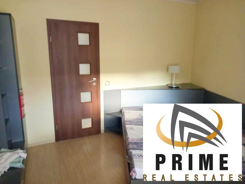 Дава се под наем Двустаен апартамент в Бургас, Славейков - 100 кв.м за 510 € - Снимка #10