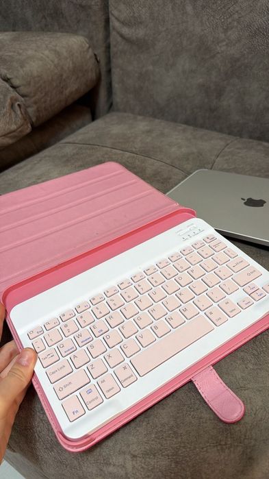 Apple iPad 10.9 серебристый 2022