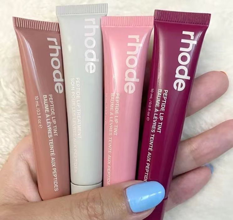 Блеск для губ, помада