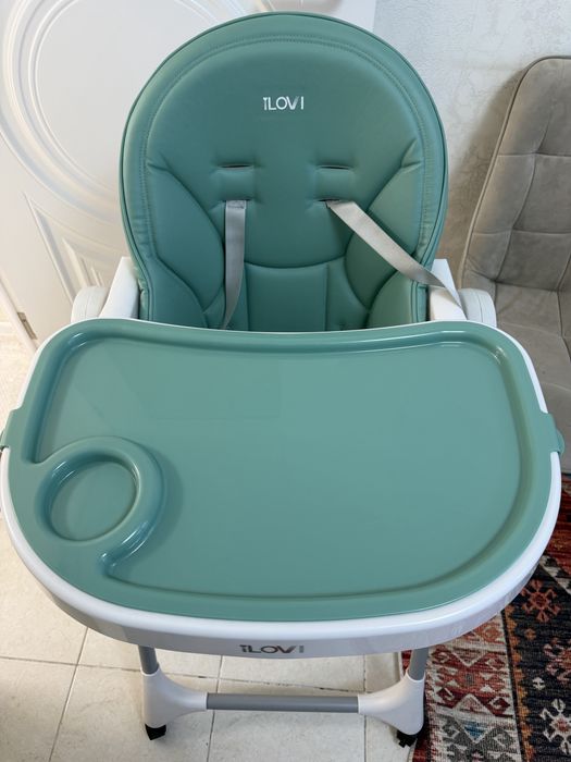 Детский стульчик для кормления