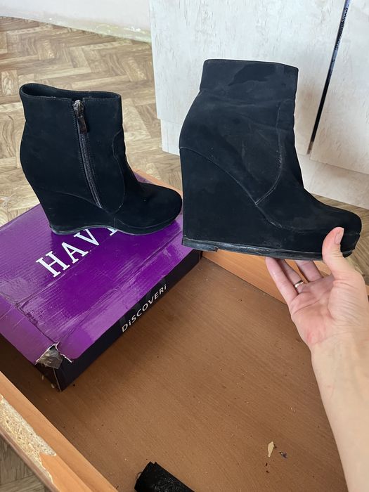 Продам женсую обувь