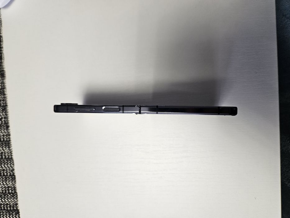 Samsung Galaxy Z Flip5, 8GB RAM, 256GB, 5G, Graphite