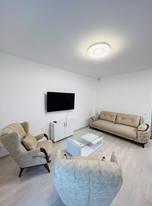 Apartament si Parcare Subterana (Republicii nr. 44 - 7 noiembrie)