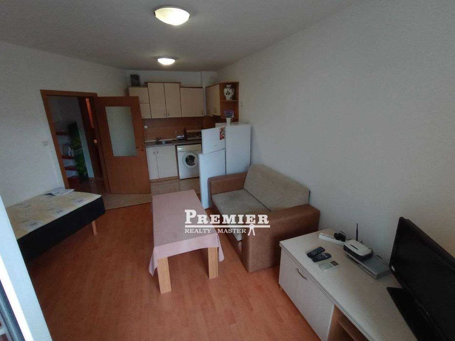 Продава се Двустаен апартамент в к.к. Слънчев бряг - 66 кв.м за 1137 €/кв.м - Снимка #1