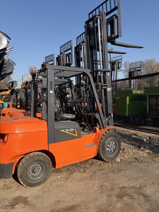 Вилочный погрузчик кара  Lonking