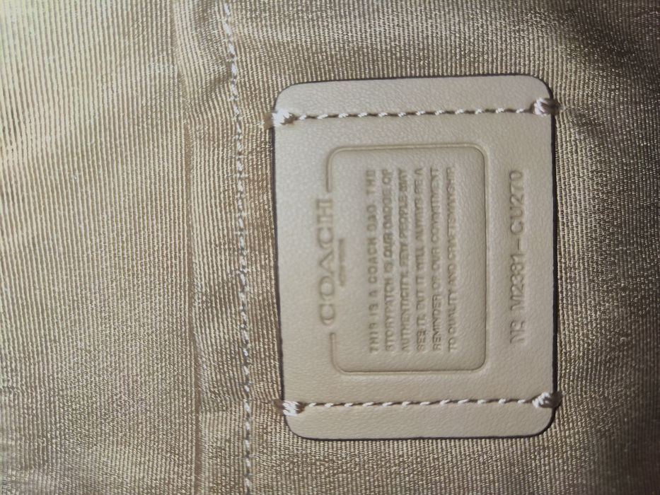 Сумка Coach Payton Ladybug