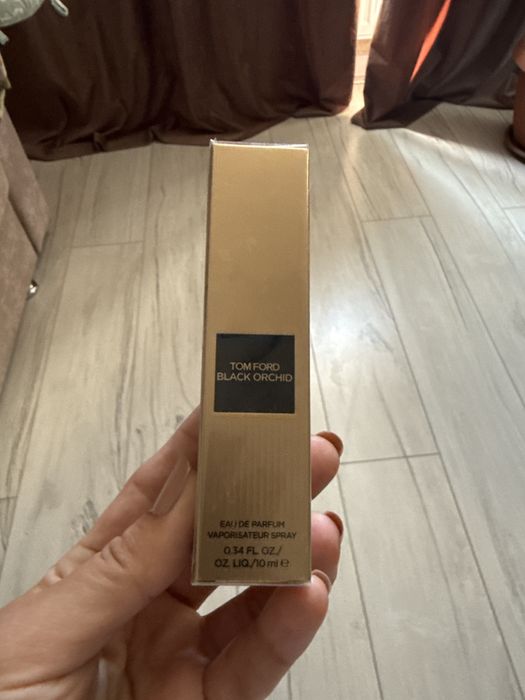 Продам Tom Ford  оригинал парфюм трэвл румяна Mac парфюм распив