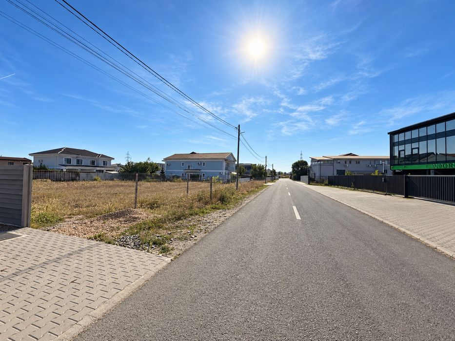 Inchiriez teren intravilan servicii