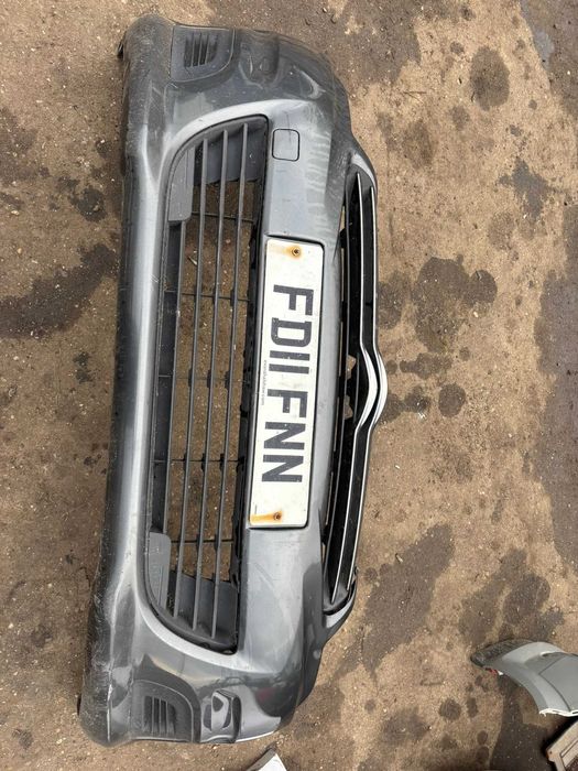 Bara fata Citroen C4 an 2011