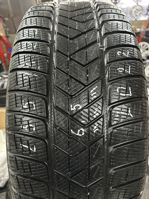 Гуми 255/45/20 Pirelli 4 бр Зимни Дот 3422