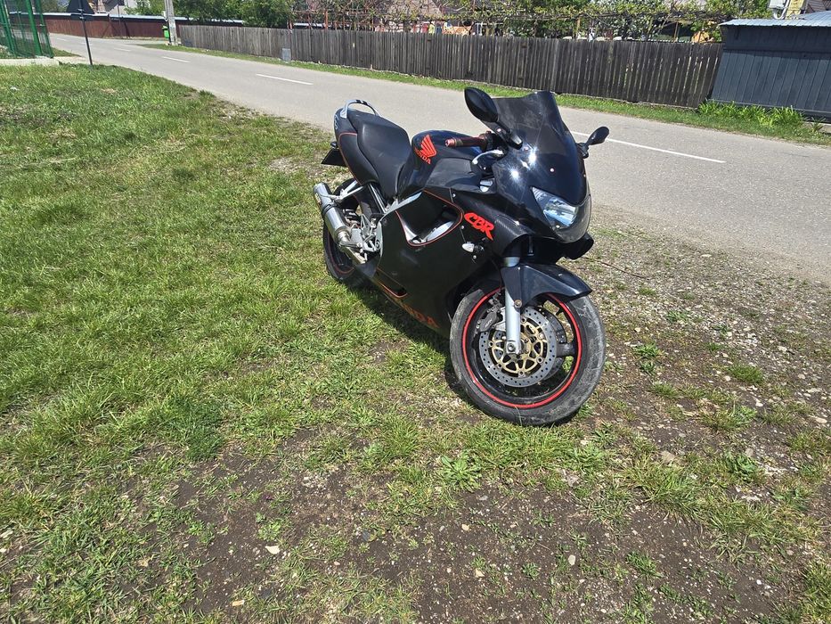Honda CBR 600 F4 | Evacuare MIVV | Bonus: Anvelope PIRELLI Noi | ITP 2028