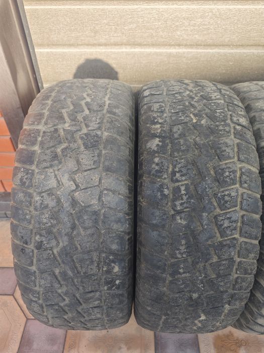 275/70/18 комплект бесплатно