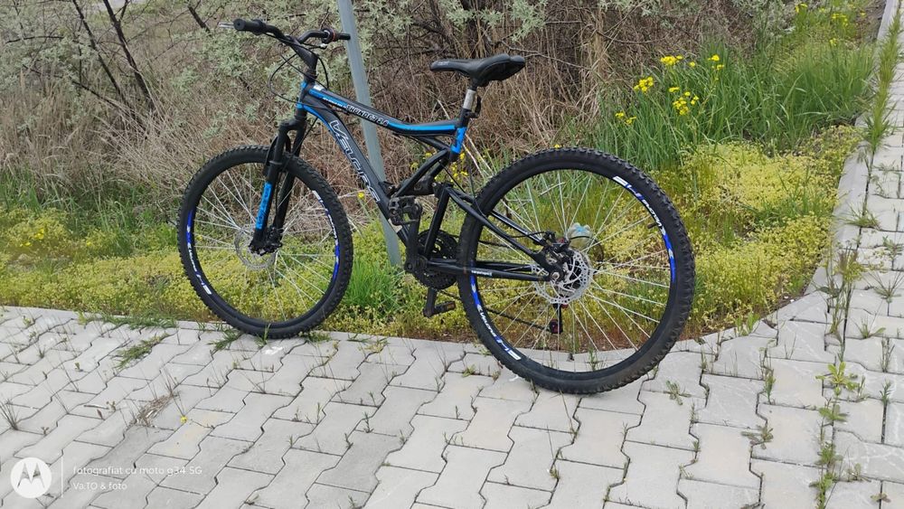 Bicicletă de vânzare . Preț 250 lei .