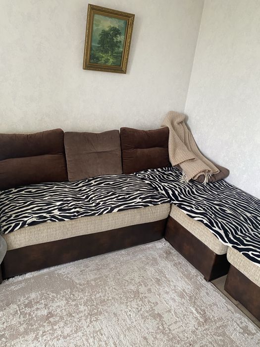 Продам диван в хорошем состоянии