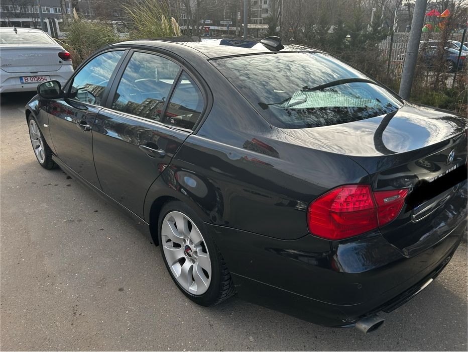 BMW E90/ 320 Manual