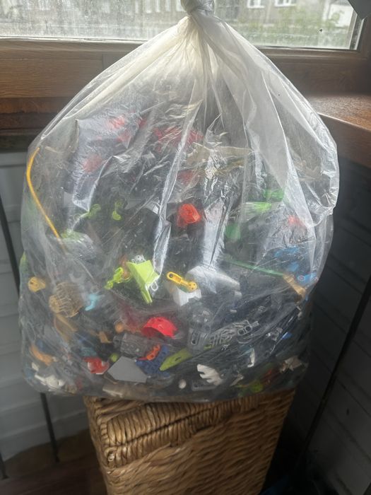 Продам конструкто LEGO Bionicle