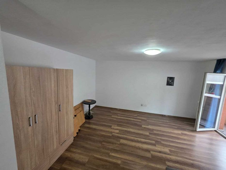 Închiriez garsonieră în Floresti