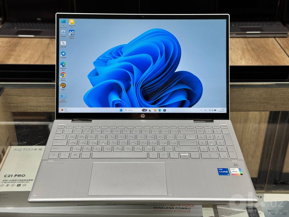HP Pavilion x360 Ideal