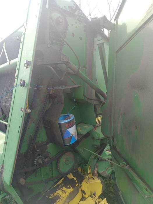 Продавам ролонна балеровачка John Deere 580 1997г.