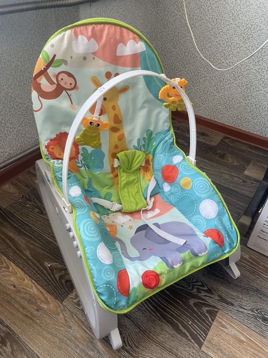 Продам детское кресло качалку