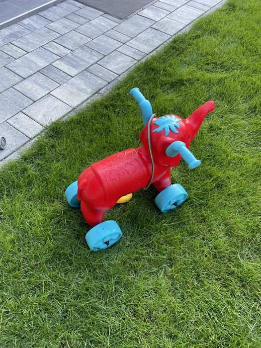 Tricicleta elefant fara pedale cu sfoara