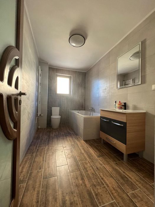 Casa de închiriat 5 camere