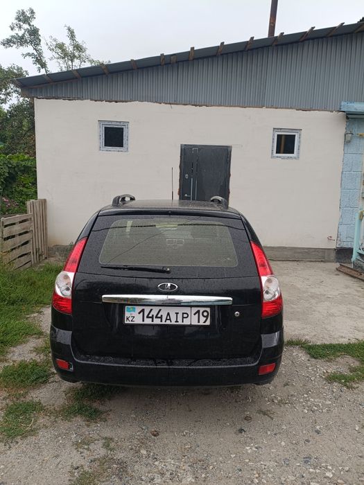 Лада приора машина сатылады